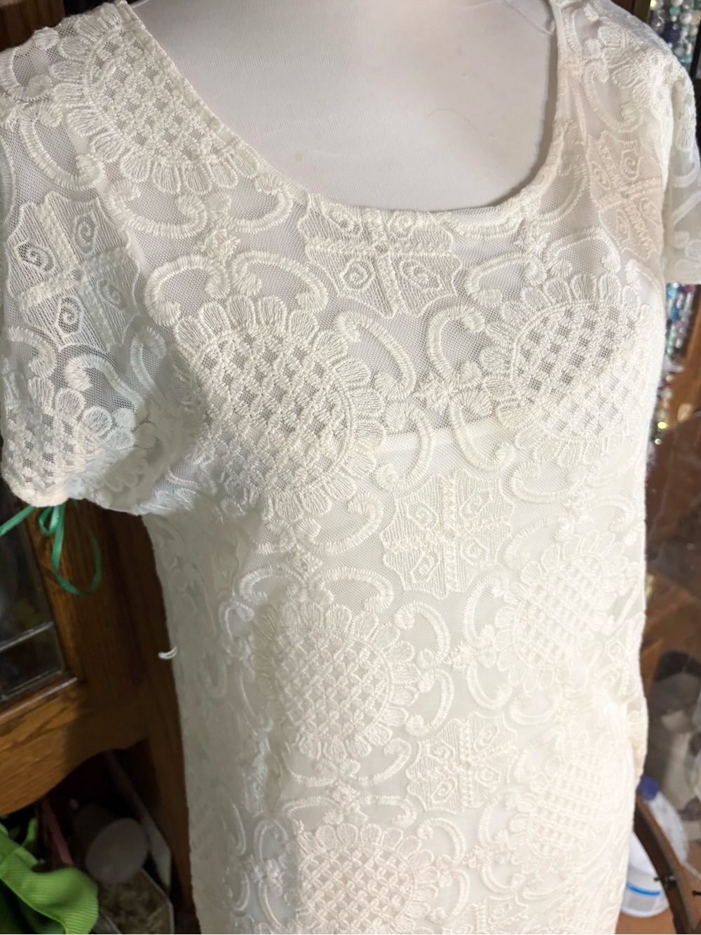 Anthropologie Lilka Bellflower Lace Maxi Dress. It is a bohemian-style small - Picture 8 of 16